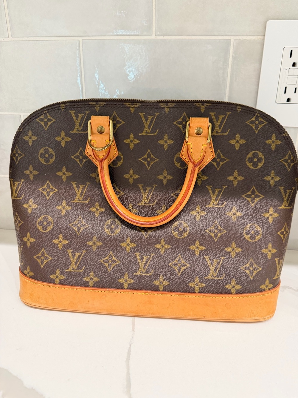 Louis Vuitton Alma PM